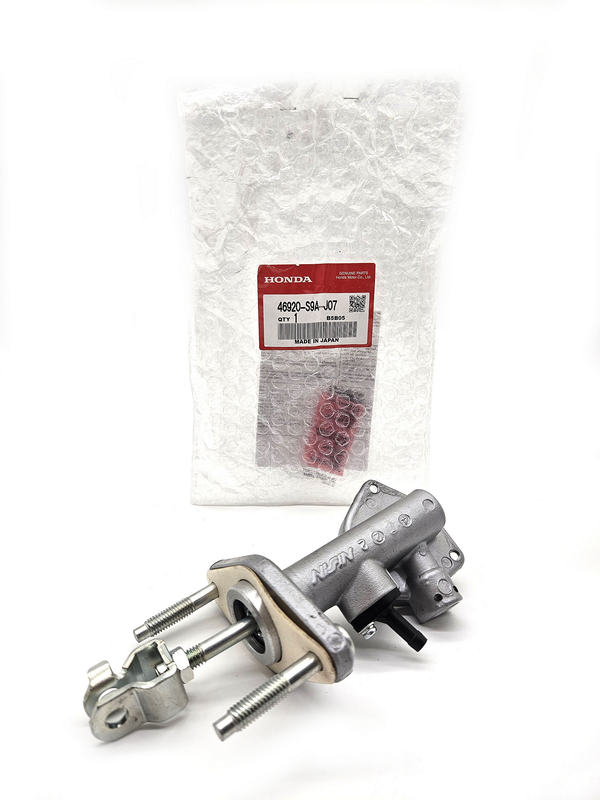 АМБРЕАЖНА ПОМПА ЗА HONDA - 46920S9AJ07
