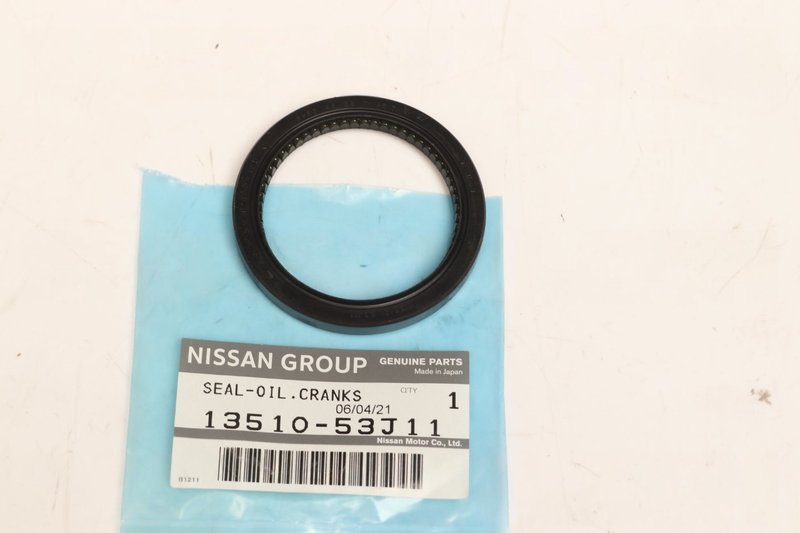 ПРЕДЕН СЕМЕРИНГ КОЛЯНОВ ВАЛ NISSAN - 1351053J11